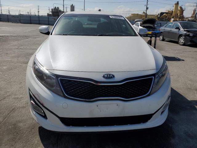 KNAGM4A71F5598226 - 2015 KIA OPTIMA LX WHITE photo 5