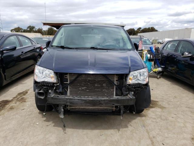 2C4RC1BG0FR664750 - 2015 CHRYSLER TOWN & COU TOURING ლურჯი ფოტო 5