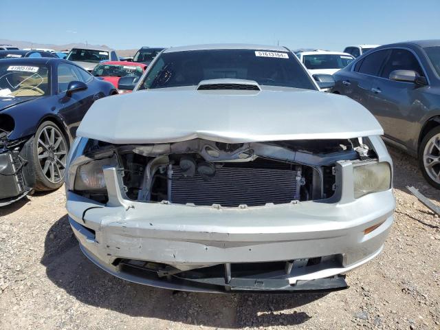1ZVHT82H975368540 - 2007 FORD MUSTANG GT SILVER photo 5