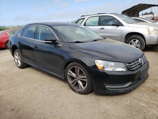 1VWBN7A39EC110754 - 2014 VOLKSWAGEN PASSAT SE BLACK photo 4