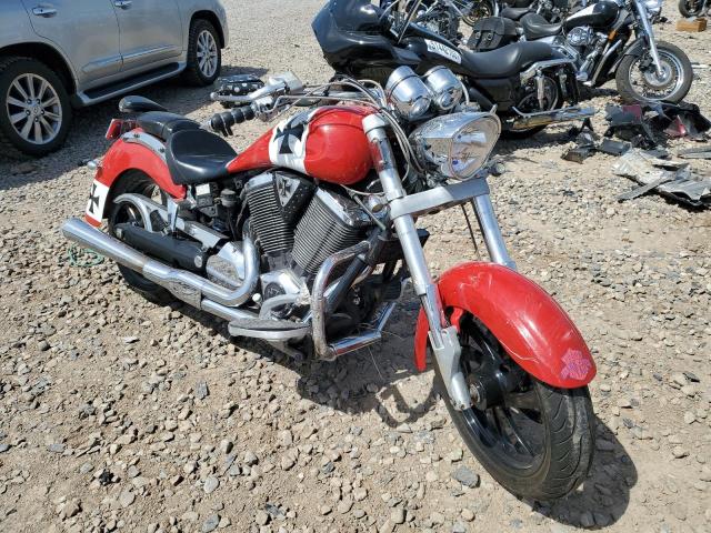 5VPCB16D043005230 - 2004 VICTORY MOTORCYCLES KINGPIN CALIFORNIA RED photo 1