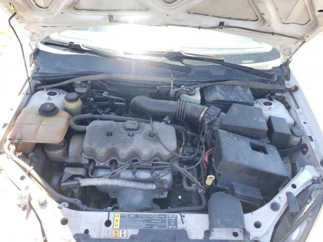 1FAFP33P11W215228 - 2001 FORD FOCUS LX WHITE photo 11