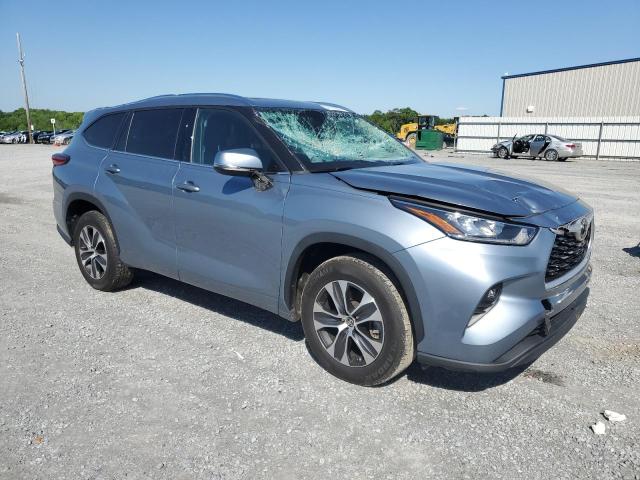 5TDGZRAH9LS014672 - 2020 TOYOTA HIGHLANDER XLE SILVER photo 4