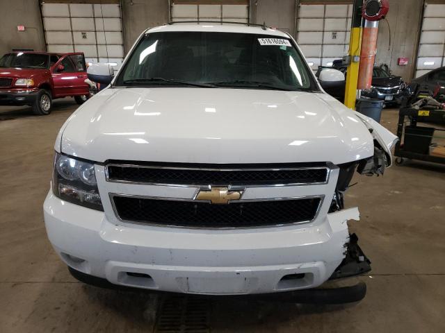 1GNSKAE05DR177671 - 2013 CHEVROLET TAHOE K1500 LS WHITE photo 5