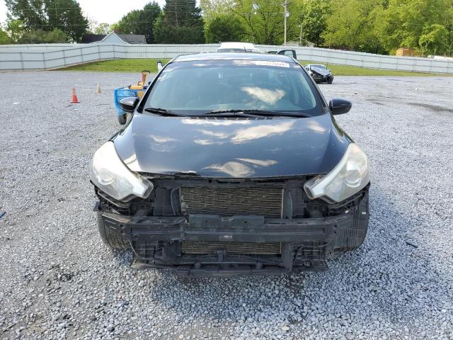 KNAFK4A69F5405796 - 2015 KIA FORTE LX BLACK photo 5