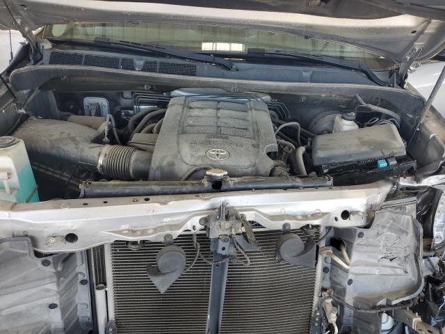 5TFRM5F13HX121343 - 2017 TOYOTA TUNDRA DOUBLE CAB SR/SR5 SILVER photo 11