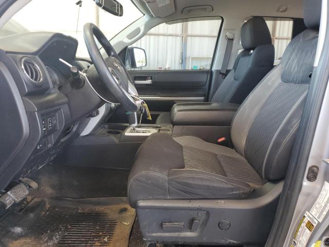 5TFRM5F13HX121343 - 2017 TOYOTA TUNDRA DOUBLE CAB SR/SR5 SILVER photo 7