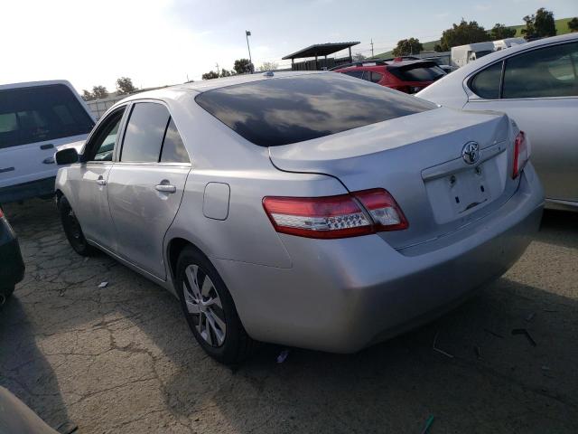 4T4BF3EK6AR075638 - 2010 TOYOTA CAMRY BASE GRAY photo 2