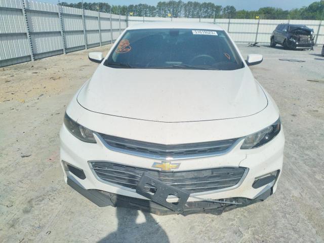 1G1ZE5ST1HF166557 - 2017 CHEVROLET MALIBU LT WHITE photo 5