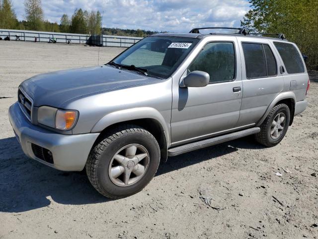 2001 NISSAN PATHFINDER LE, 