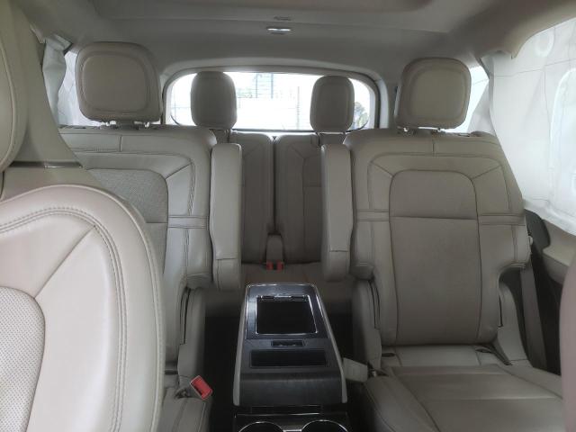 5LM5J7XC9LGL26489 - 2020 LINCOLN AVIATOR RESERVE 白色 照片 10