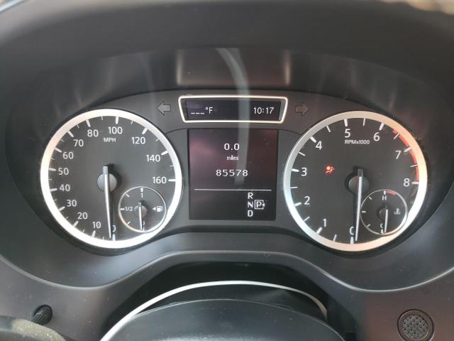 SJKCH5CR8JA055916 - 2018 INFINITI QX30 BASE GRAY photo 9