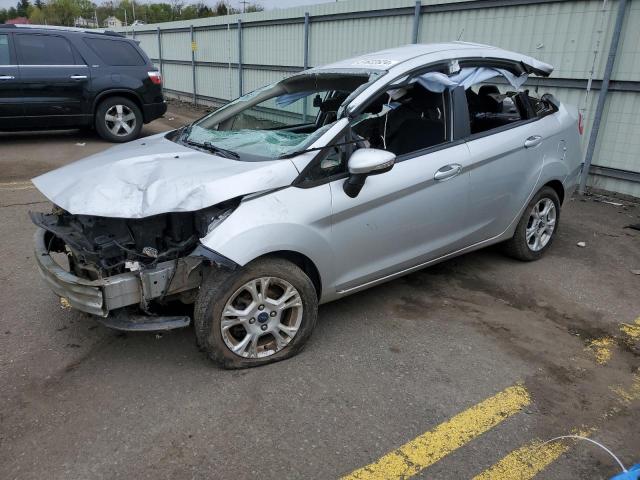 3FADP4BJ2GM129879 - 2016 FORD FIESTA SE SILVER photo 1