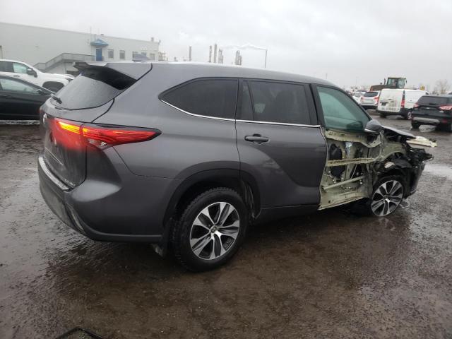 5TDGZRBH5NS580121 - 2022 TOYOTA HIGHLANDER XLE ნაცრისფერი ფოტო 3