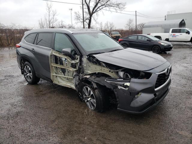 5TDGZRBH5NS580121 - 2022 TOYOTA HIGHLANDER XLE ნაცრისფერი ფოტო 4