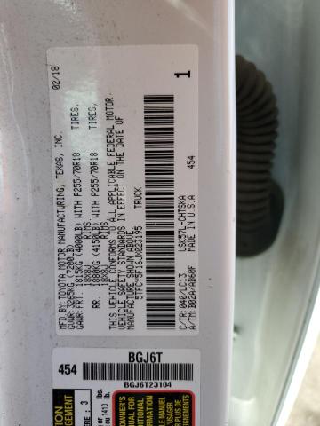 5TFCY5F16JX023195 - 2018 TOYOTA TUNDRA DOUBLE CAB SR/SR5 WHITE photo 12