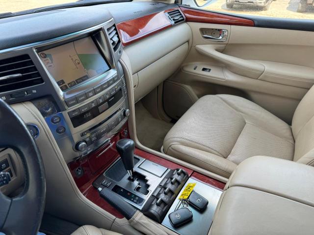 JTJHY00W784002216 - 2008 LEXUS LX 570 WHITE photo 10