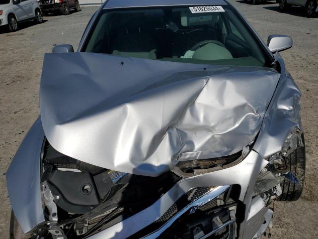 1G1ZC5EB0AF121950 - 2010 CHEVROLET MALIBU 1LT 银色 照片 11
