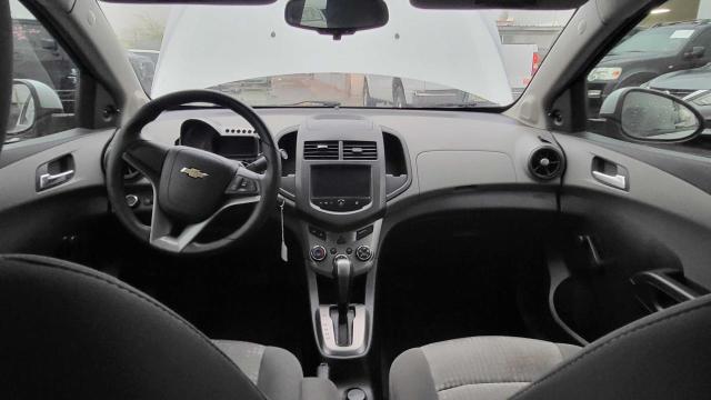 1G1JA5SH3D4236750 - 2013 CHEVROLET SONIC LS 银色 照片 9