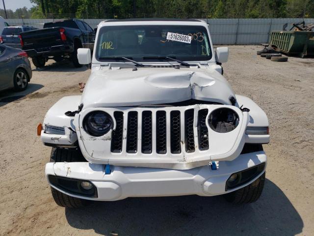 1C4JJXP63MW840040 - 2021 JEEP WRANGLER U SAHARA 4XE WHITE photo 5