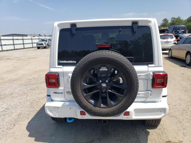 1C4JJXP63MW840040 - 2021 JEEP WRANGLER U SAHARA 4XE WHITE photo 6