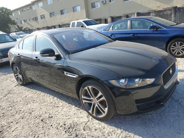 SAJAJ4BVXHA960693 - 2017 JAGUAR XE PREMIUM BLACK photo 4