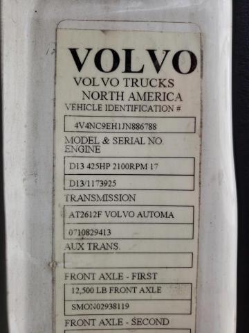 4V4NC9EH1JN886788 - 2018 VOLVO VN VNL WHITE photo 10