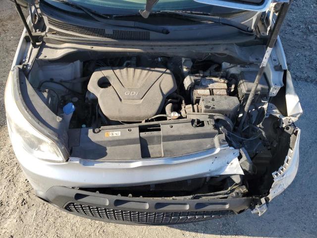 KNDJN2A29E7705492 - 2014 KIA SOUL SILVER photo 12