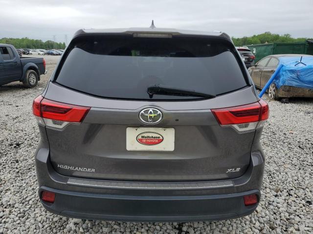 5TDKZRFH6KS555101 - 2019 TOYOTA HIGHLANDER SE GRAY photo 6