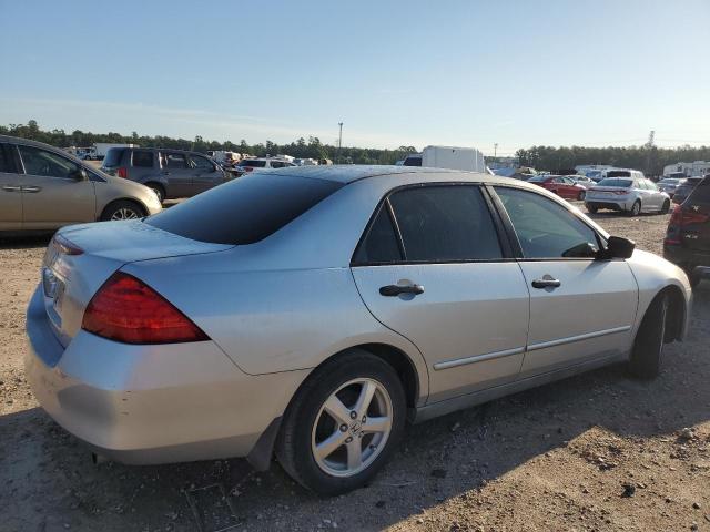 1HGCM56187A174063 - 2007 HONDA ACCORD VALUE SILVER photo 3