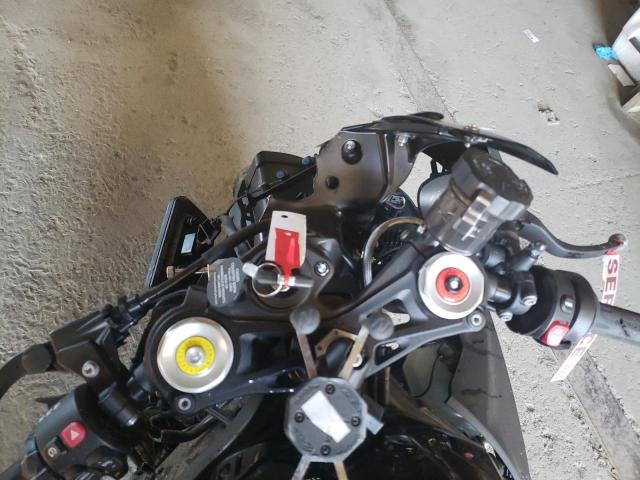 WB10E2306N6G12572 - 2022 BMW S 1000 RR BLACK photo 8