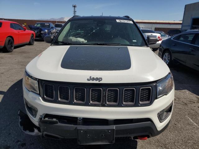 3C4NJDDB5MT590565 - 2021 JEEP COMPASS TRAILHAWK WHITE photo 5