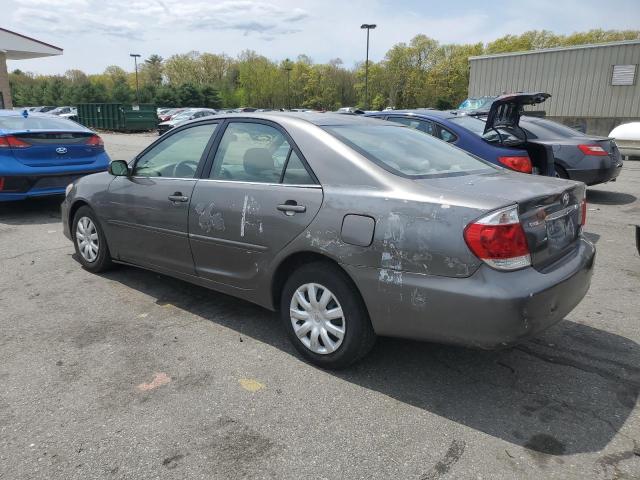 4T1BE32K75U636579 - 2005 TOYOTA CAMRY LE TAN photo 2