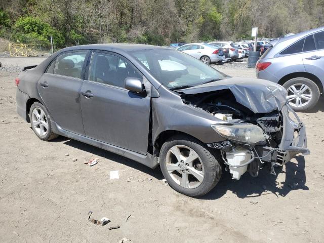 2T1BU4EE5DC972827 - 2013 TOYOTA COROLLA BASE GRAY photo 4