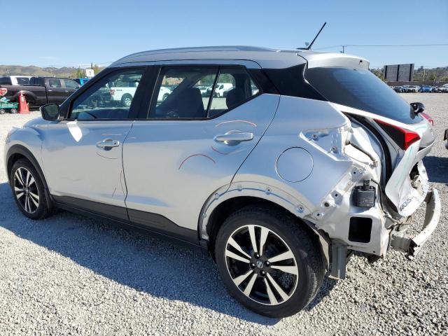 3N1CP5CU5KL542479 - 2019 NISSAN KICKS S SILVER photo 2