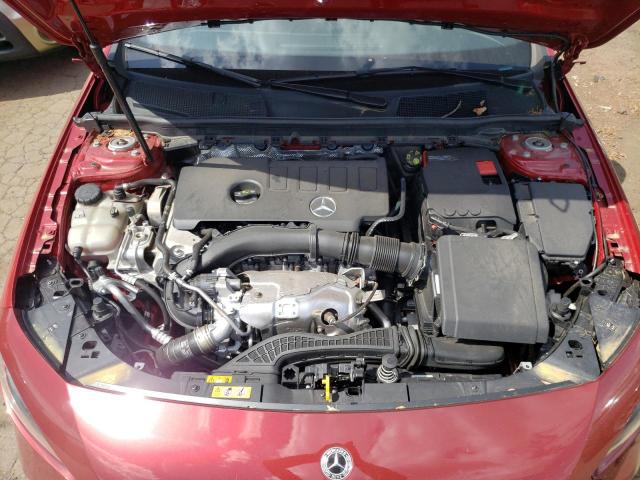 W1K3G4FB0LJ223698 - 2020 MERCEDES-BENZ A 220 4MATIC RED photo 11