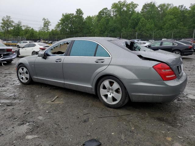 WDDNG9EBXCA473781 - 2012 MERCEDES-BENZ S 550 4MATIC GRAY photo 2