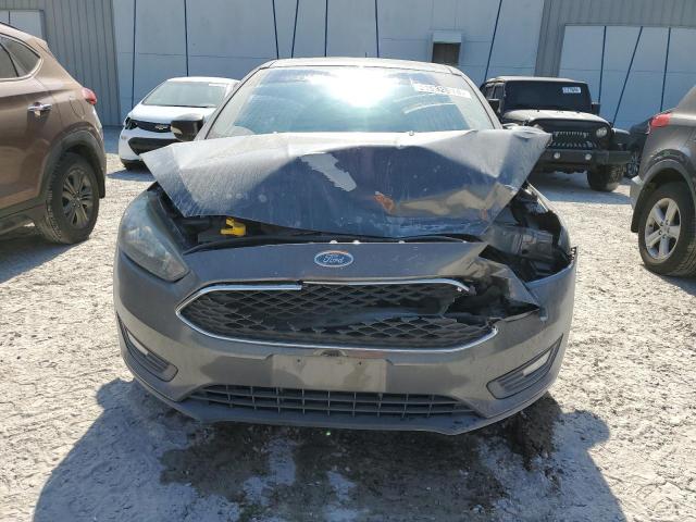 1FADP3M25HL249646 - 2017 FORD FOCUS SEL GRAY photo 5