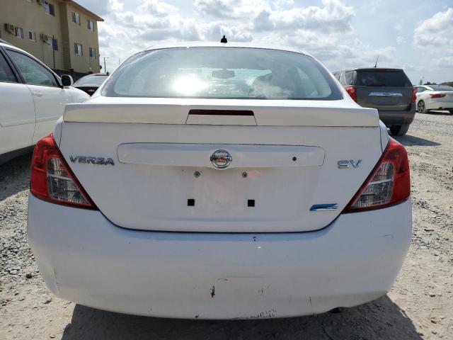 3N1CN7AP3DL877838 - 2013 NISSAN VERSA S WHITE photo 6