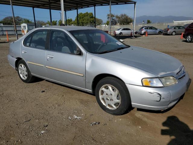 1N4DL01D8WC224804 - 1998 NISSAN ALTIMA XE SILVER photo 4