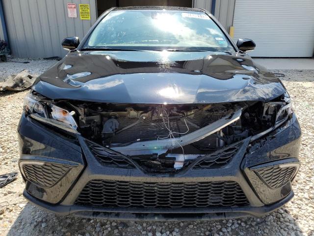 4T1G11AKXPU092217 - 2023 TOYOTA CAMRY SE NIGHT SHADE BLACK photo 5
