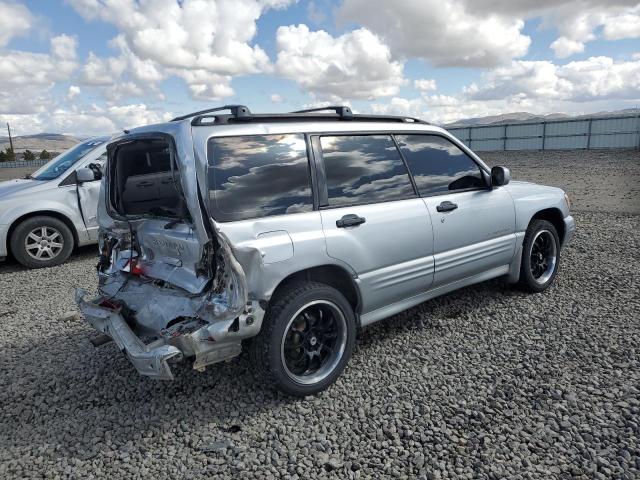 JF1SF65632H710950 - 2002 SUBARU FORESTER S SILVER photo 3
