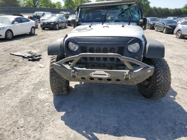 1J4AA2D18BL518711 - 2011 JEEP WRANGLER SPORT SILVER photo 5