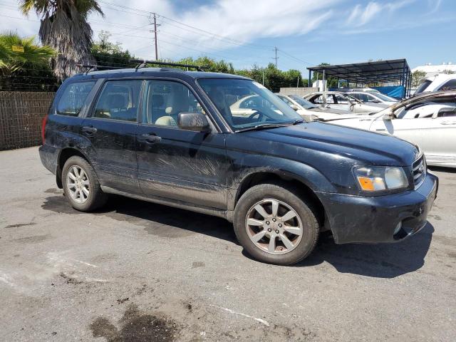 JF1SG65605H704346 - 2005 SUBARU FORESTER 2.5XS BLACK photo 4