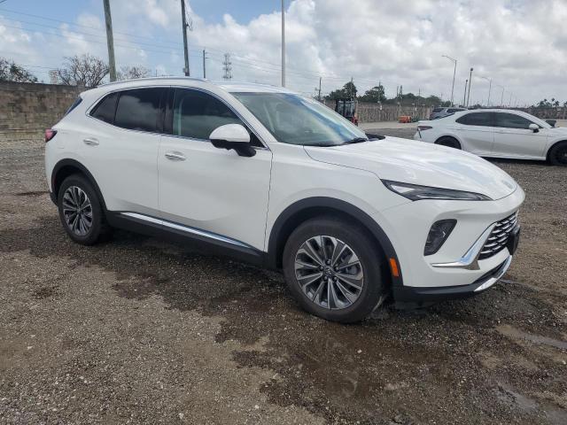 LRBFZME41RD044595 - 2024 BUICK ENVISION PREFERRED WHITE photo 4