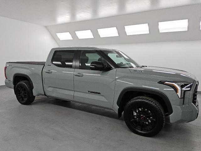 5TFWC5EC2SX009004 - 2025 TOYOTA TUNDRA CREWMAX PLATINUM მწვანე ფოტო 4