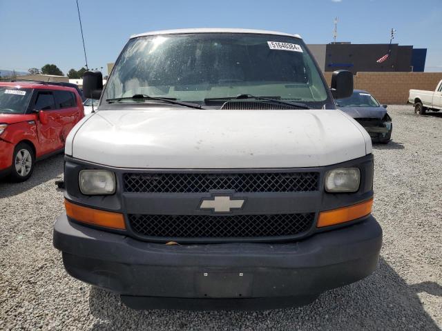 1GCGG25V751142762 - 2005 CHEVROLET EXPRESS G2 WHITE photo 5