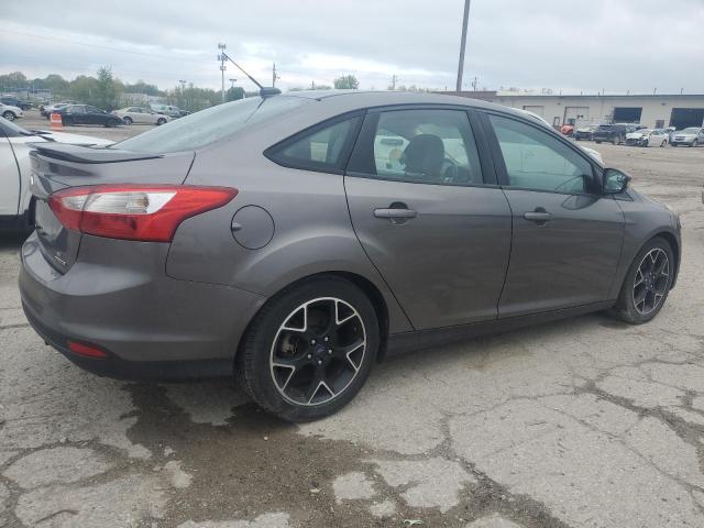 1FADP3F28EL129879 - 2014 FORD FOCUS SE GRAY photo 3