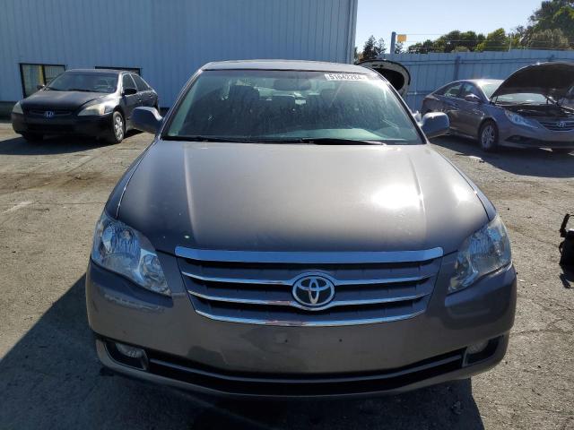 4T1BK36B25U014295 - 2005 TOYOTA AVALON XL CHARCOAL photo 5