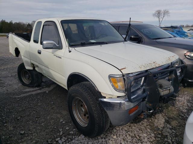 4TAWN74N0TZ161597 - 1996 TOYOTA TACOMA XTRACAB SR5 WHITE photo 1